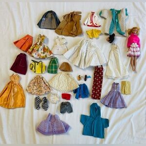 Vintage collector’s 1962 original Barbie set with extra head & outfits